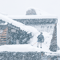 雪下ろし